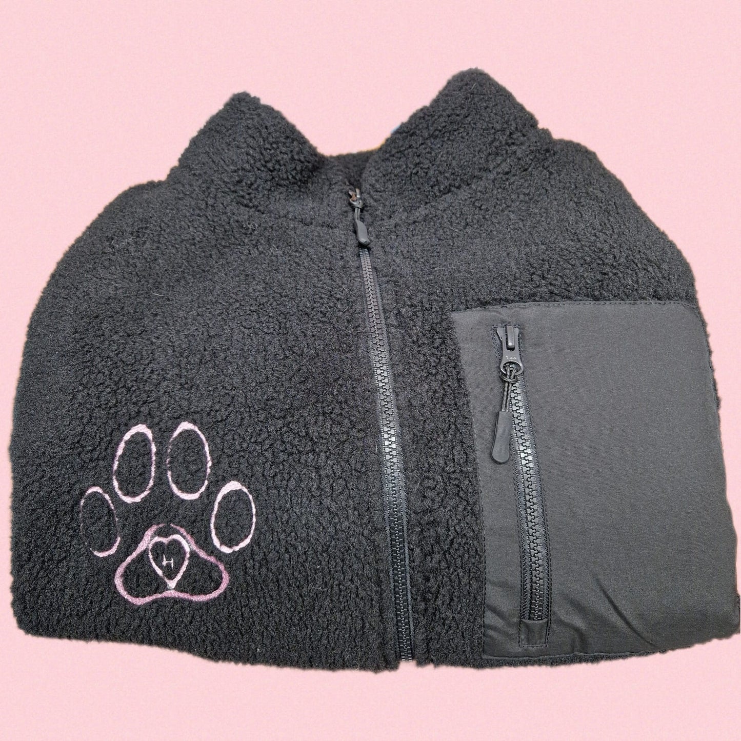 Ultimate Fleece - Dog paw edition